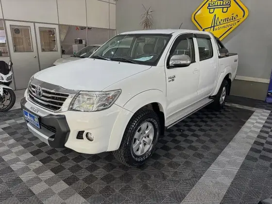 TOYOTA HILUX 2.7 SRV 4X4 CD 16V FLEX 4P AUTOMÁTICO