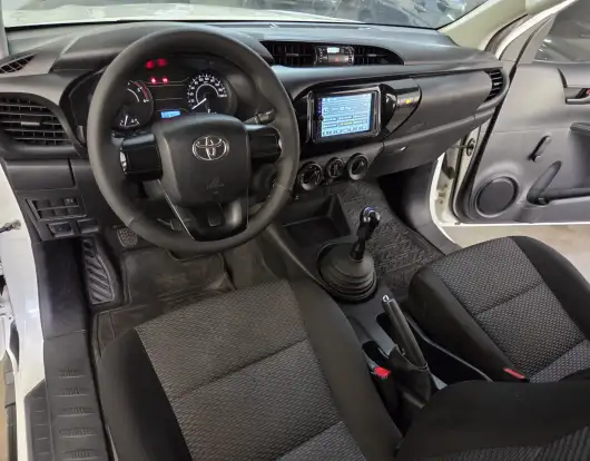 TOYOTA-HILUX-2.8 4X4 CS 16V TURBO DIESEL 2P MANUAL TOYOTA-HILUX-2017