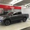 TOYOTA HILUX 2.8 D-4D TURBO DIESEL CD SRV 4X4 AUTOMÁTICO TOYOTA HILUX 2.8 D-4D TURBO DIESEL CD SRV 4X4 AUTOMÁTICO
