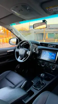 TOYOTA-HILUX-2024