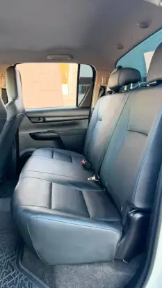 TOYOTA-HILUX-2024