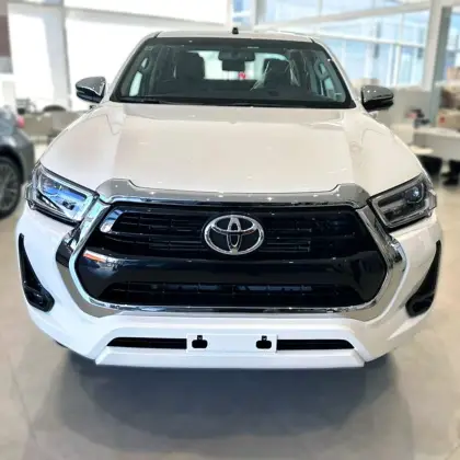 TOYOTA HILUX 2.8 D-4D TURBO DIESEL CD SRV 4X4 AUTOMÁTICO TOYOTA HILUX 2.8 D-4D TURBO DIESEL CD SRV 4X4 AUTOMÁTICO