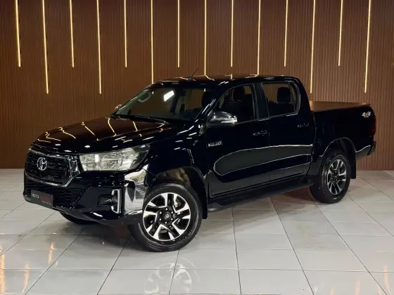 TOYOTA HILUX 2.8 SRV 4X4 CD 16V DIESEL 4P AUTOMÁTICO