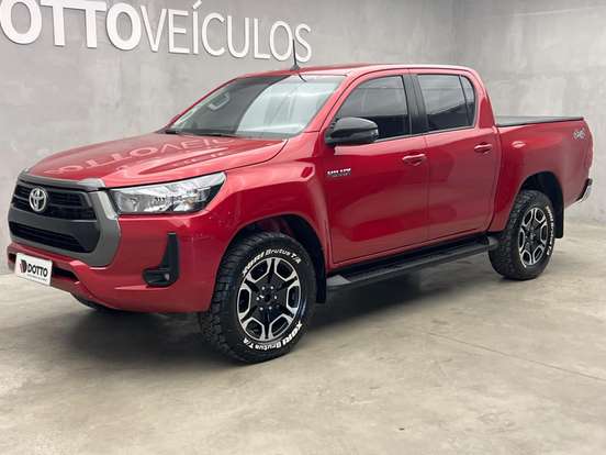 TOYOTA-HILUX-2025