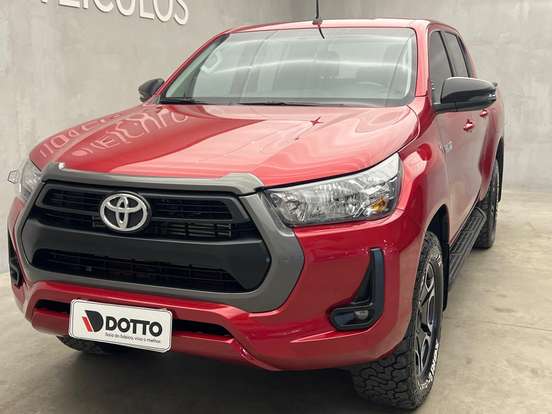 TOYOTA-HILUX-2.8 D-4D TURBO DIESEL CD SR 4X4 AUTOMÁTICO TOYOTA-HILUX-2025