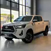 TOYOTA HILUX 2.8 D-4D TURBO DIESEL CD SRX 4X4 AUTOMÁTICO TOYOTA HILUX 2.8 D-4D TURBO DIESEL CD SRX 4X4 AUTOMÁTICO