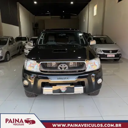 TOYOTA HILUX 3.0 SRV 4X2 CD 16V TURBO INTERCOOLER DIESEL 4P MANUAL TOYOTA HILUX 3.0 SRV 4X2 CD 16V TURBO INTERCOOLER DIESEL 4P MANUAL