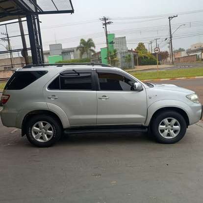 TOYOTA-HILUX-3.0 SRV 4X4 CD 7 LUGARES 16V TURBO INTERCOOLER DIESEL 4P AUTOMÁTICO TOYOTA-HILUX-2011