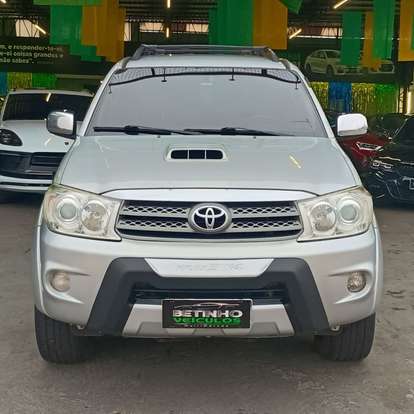 TOYOTA-HILUX-3.0 SRV 4X4 CD 7 LUGARES 16V TURBO INTERCOOLER DIESEL 4P AUTOMÁTICO TOYOTA-HILUX-2011