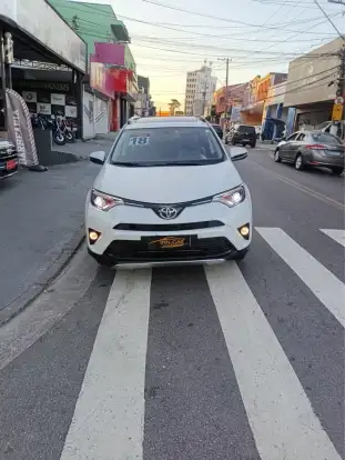 TOYOTA-RAV4-2.0 TOP 4X2 16V GASOLINA 4P AUTOMÁTICO TOYOTA-RAV4-2018