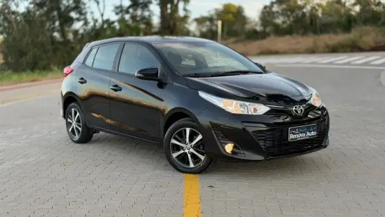 TOYOTA YARIS 1.5 16V FLEX XS MULTIDRIVE TOYOTA YARIS 1.5 16V FLEX XS MULTIDRIVE