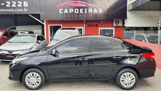 TOYOTA-YARIS-2024