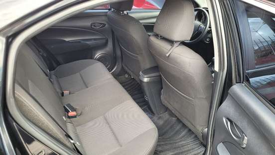 TOYOTA-YARIS-2024