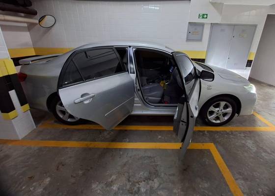 TOYOTA COROLLA 1.8 XLI 16V FLEX 4P MANUAL