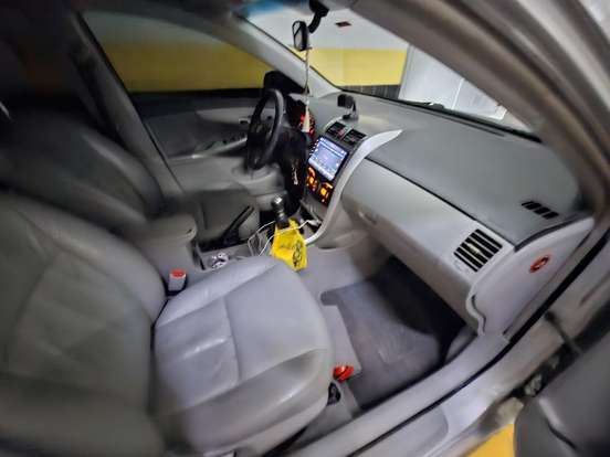 TOYOTA-COROLLA-2012