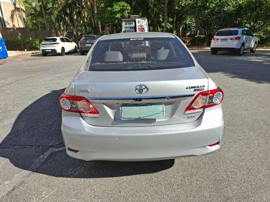 TOYOTA-COROLLA-2.0 ALTIS 16V FLEX 4P AUTOMÁTICO TOYOTA-COROLLA-2011