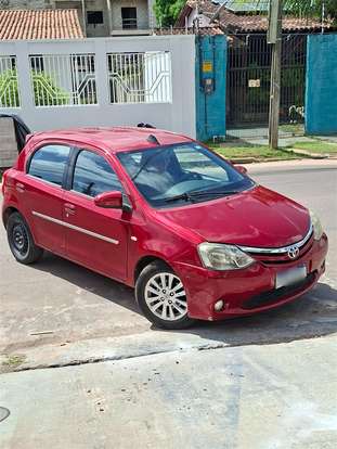 TOYOTA-ETIOS-1.5 XLS 16V FLEX 4P MANUAL TOYOTA-ETIOS-2014