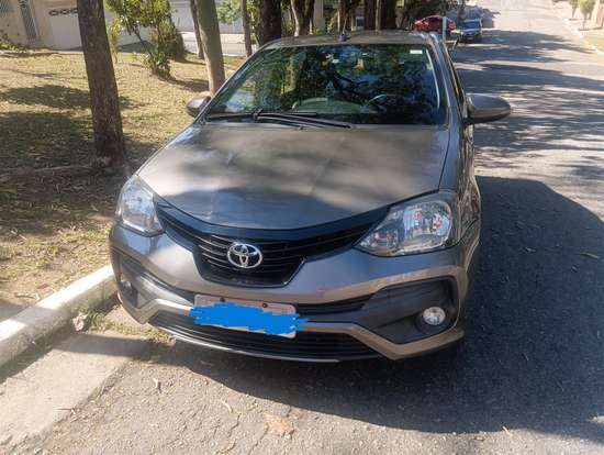 TOYOTA-ETIOS-2018