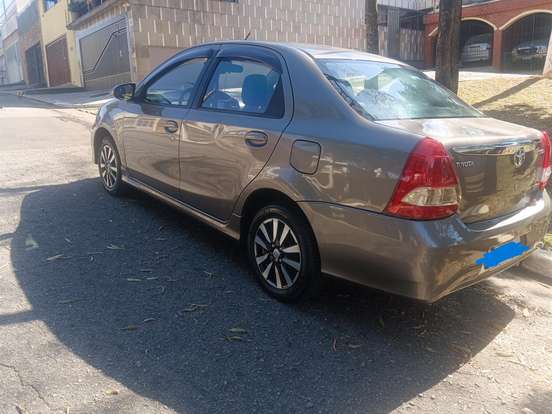 TOYOTA-ETIOS-1.5 XLS SEDAN 16V FLEX 4P AUTOMÁTICO TOYOTA-ETIOS-2018