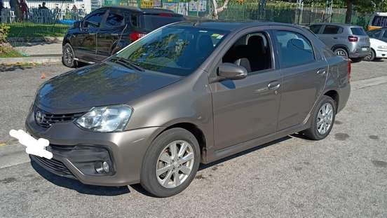 TOYOTA-ETIOS-2018