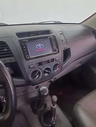 TOYOTA-HILUX-2009