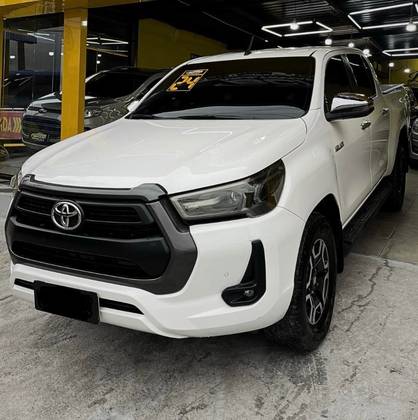TOYOTA HILUX 2.8 D-4D TURBO DIESEL CD SR 4X4 AUTOMÁTICO