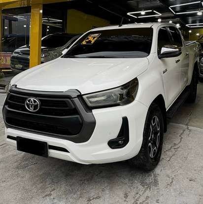 TOYOTA-HILUX-2024