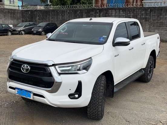 TOYOTA-HILUX-2.8 D-4D TURBO DIESEL CD SRV 4X4 AUTOMÁTICO TOYOTA-HILUX-2024