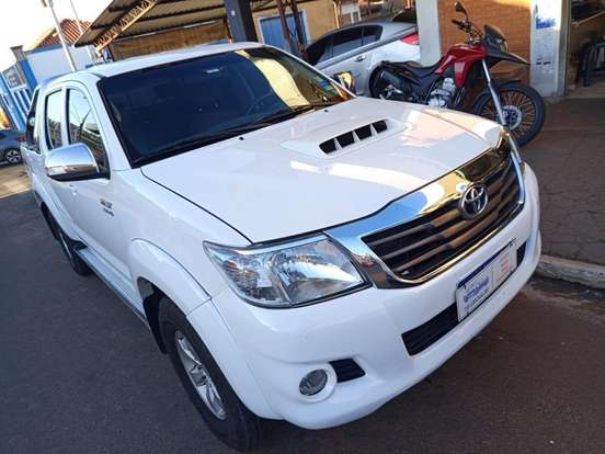 TOYOTA-HILUX-3.0 SRV 4X4 CD 16V TURBO INTERCOOLER DIESEL 4P AUTOMÁTICO TOYOTA-HILUX-2013