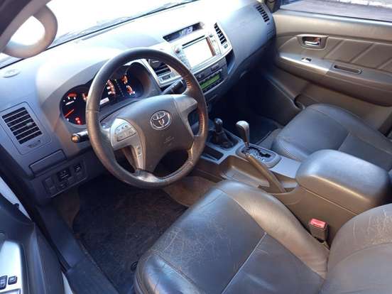 TOYOTA-HILUX-3.0 SRV 4X4 CD 16V TURBO INTERCOOLER DIESEL 4P AUTOMÁTICO TOYOTA-HILUX-2013