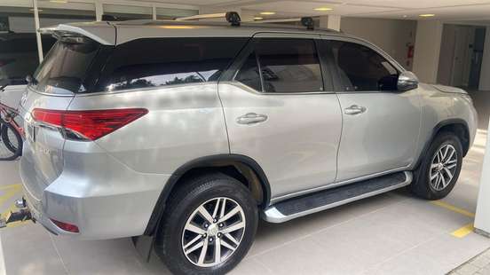 TOYOTA-HILUX SW4-2018