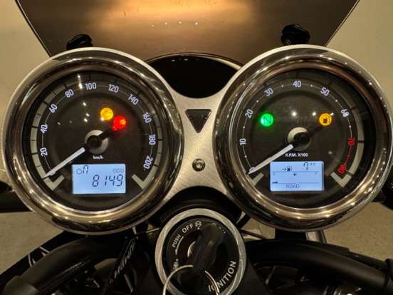 TRIUMPH-BONNEVILLE T120 BLACK 1200 TRIUMPH-BONNEVILLE T120 BLACK 1200-2024
