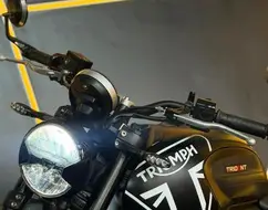 TRIUMPH TRIDENT 660 TRIUMPH TRIDENT 660