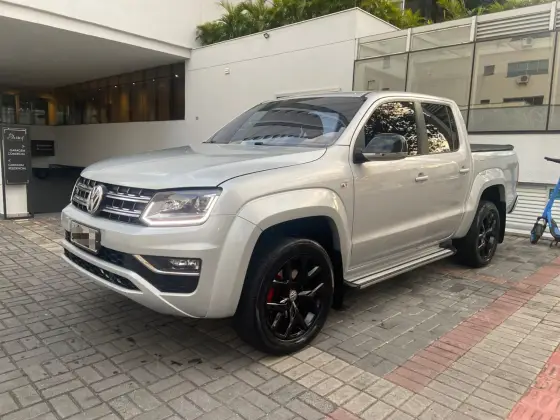 VOLKSWAGEN AMAROK 3.0 V6 TDI DIESEL HIGHLINE CD 4MOTION AUTOMÁTICO VOLKSWAGEN AMAROK 3.0 V6 TDI DIESEL HIGHLINE CD 4MOTION AUTOMÁTICO