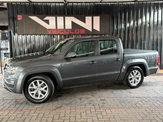 VOLKSWAGEN AMAROK 3.0 V6 TDI DIESEL HIGHLINE CD 4MOTION AUTOMÁTICO VOLKSWAGEN AMAROK 3.0 V6 TDI DIESEL HIGHLINE CD 4MOTION AUTOMÁTICO