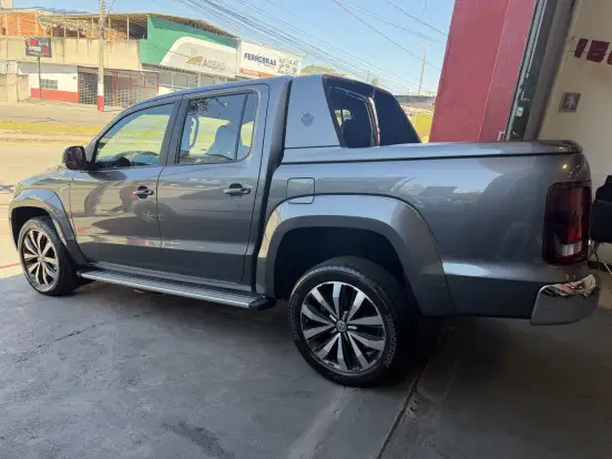 VOLKSWAGEN-AMAROK-2019