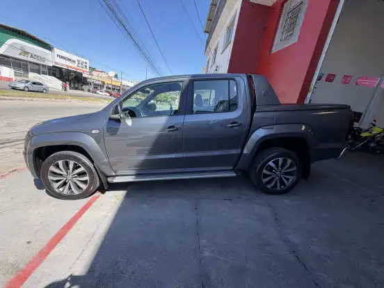 VOLKSWAGEN-AMAROK-2019