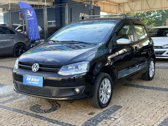 VOLKSWAGEN FOX 1.6 MI ROCK IN RIO 8V FLEX 4P MANUAL VOLKSWAGEN FOX 1.6 MI ROCK IN RIO 8V FLEX 4P MANUAL