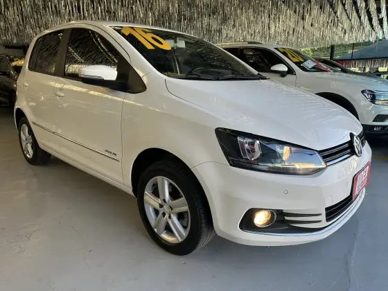 VOLKSWAGEN FOX 1.6 MSI HIGHLINE 16V FLEX 4P MANUAL VOLKSWAGEN FOX 1.6 MSI HIGHLINE 16V FLEX 4P MANUAL
