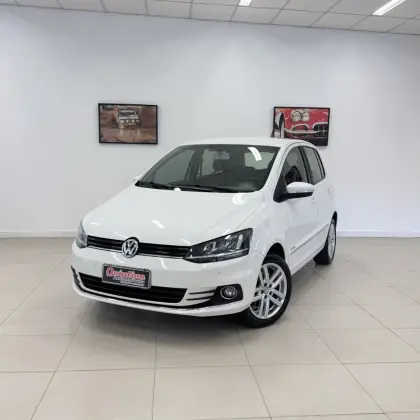 VOLKSWAGEN FOX 1.6 MSI HIGHLINE 16V FLEX 4P MANUAL VOLKSWAGEN FOX 1.6 MSI HIGHLINE 16V FLEX 4P MANUAL