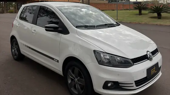 VOLKSWAGEN FOX 1.6 MSI RUN 8V FLEX 4P MANUAL VOLKSWAGEN FOX 1.6 MSI RUN 8V FLEX 4P MANUAL