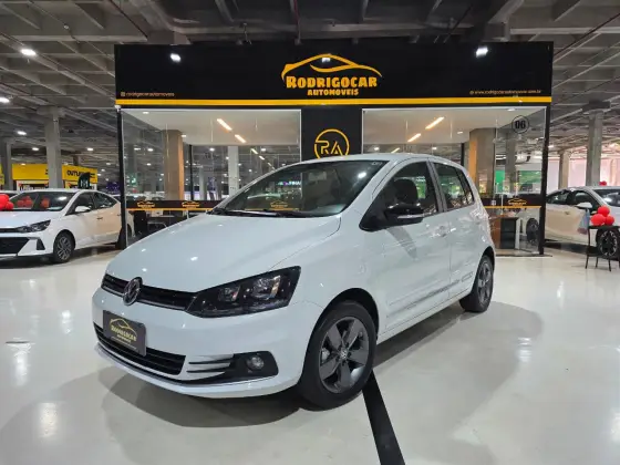 VOLKSWAGEN FOX 1.6 MSI TOTAL FLEX CONNECT 4P MANUAL VOLKSWAGEN FOX 1.6 MSI TOTAL FLEX CONNECT 4P MANUAL