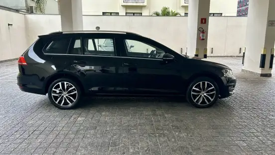 VOLKSWAGEN-GOLF-2016