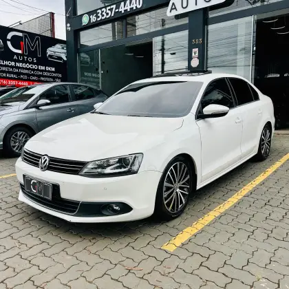 VOLKSWAGEN JETTA 2.0 TSI HIGHLINE 211CV GASOLINA 4P TIPTRONIC
