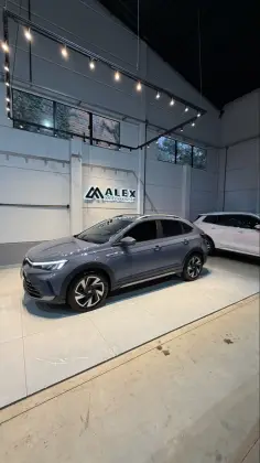 VOLKSWAGEN NIVUS 1.0 200 TSI TOTAL FLEX HIGHLINE AUTOMÁTICO