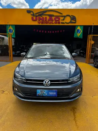 VOLKSWAGEN POLO 1.0 200 TSI HIGHLINE AUTOMÁTICO VOLKSWAGEN POLO 1.0 200 TSI HIGHLINE AUTOMÁTICO