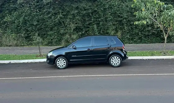 VOLKSWAGEN POLO 1.6 MI SPORTLINE 8V FLEX 4P MANUAL VOLKSWAGEN POLO 1.6 MI SPORTLINE 8V FLEX 4P MANUAL