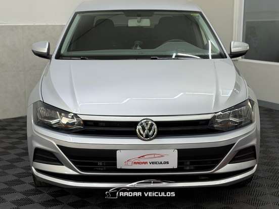 VOLKSWAGEN-POLO-2018
