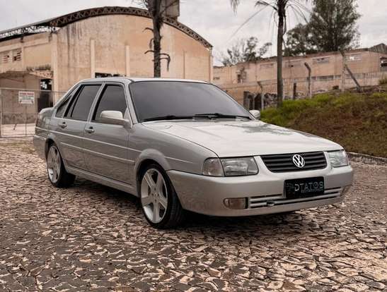VOLKSWAGEN-SANTANA-2000