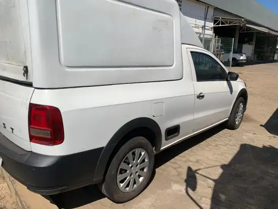 VOLKSWAGEN-SAVEIRO-2023